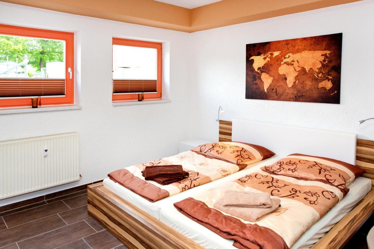 Ferienwohnung Familie Leinweber ヴァーレン エクステリア 写真